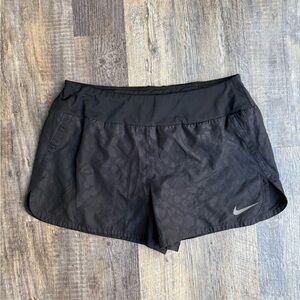 Nike Women’s Dri Fit Black Shorts Leopard Medium M